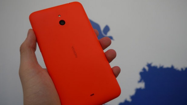 Nokia-Lumia-1320-5.jpg